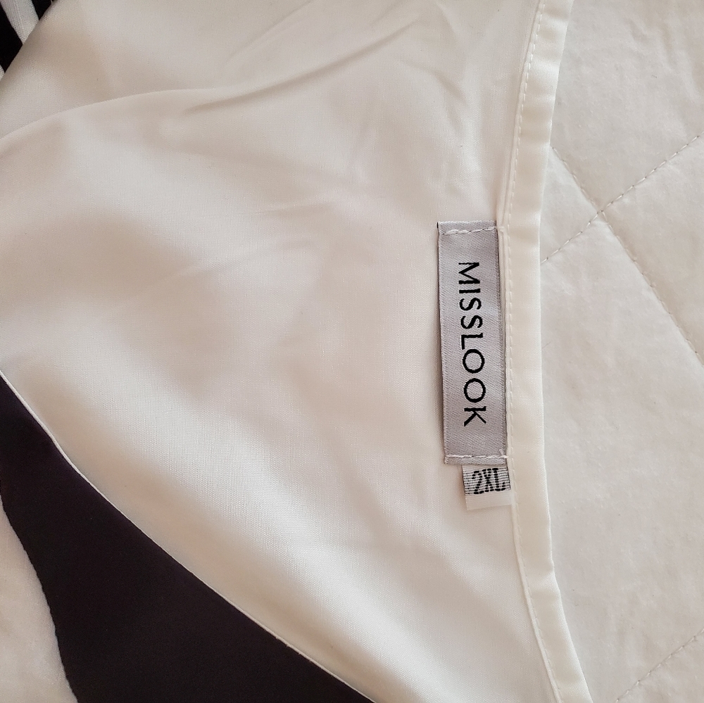 Blouse - Picture 2 of 2